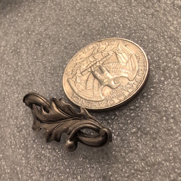 Sterling Silver Leaf Brooch - Picture 4 of 7